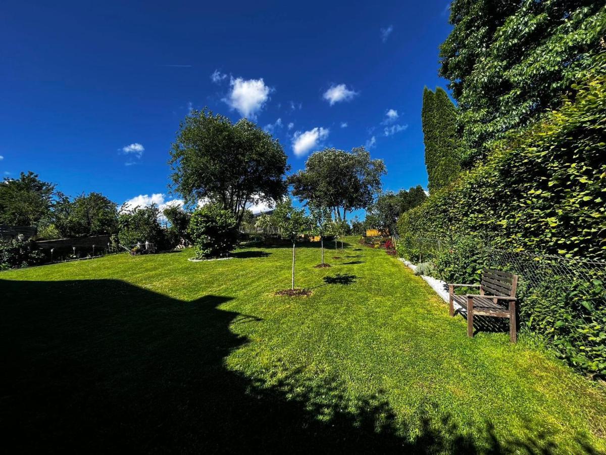 Le Clos Fleuri Fauvillers Bagian luar foto
